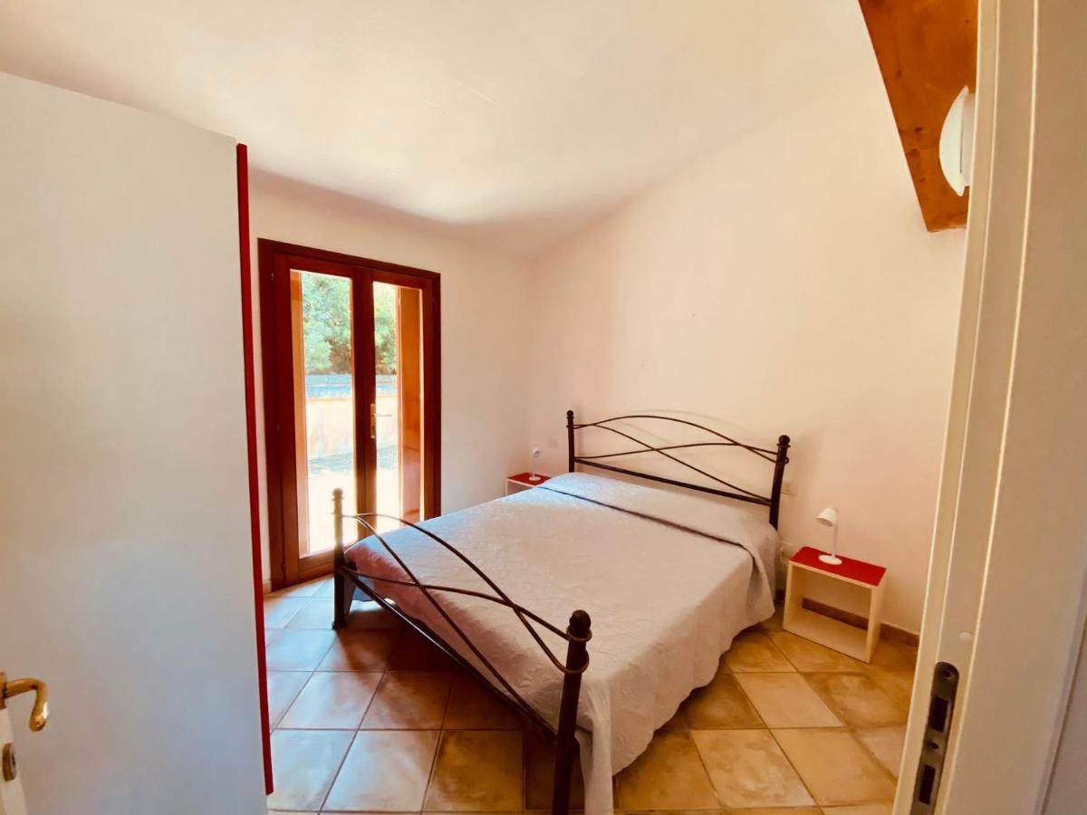 Residenze Il Girasole Aparthotel Golfo Aranci Buitenkant foto