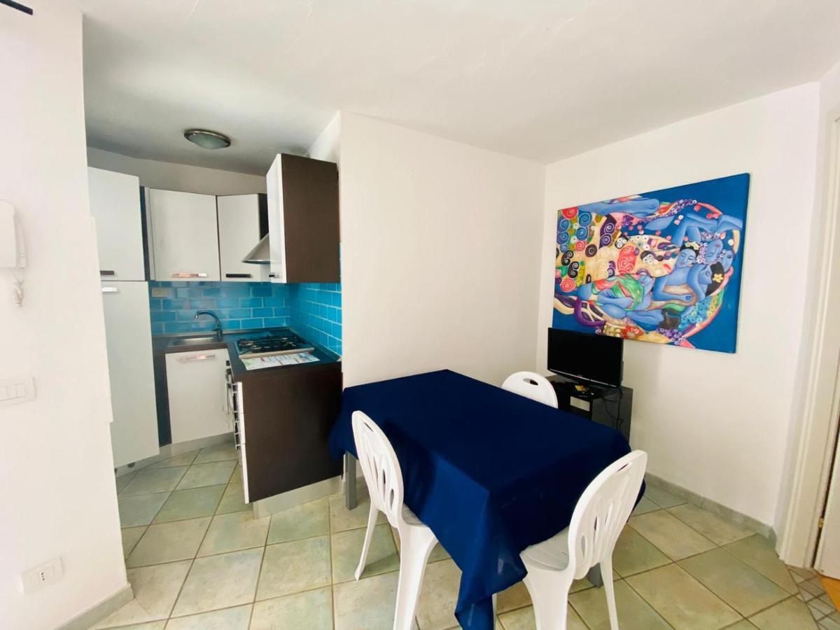 Residenze Il Girasole Aparthotel Golfo Aranci Buitenkant foto