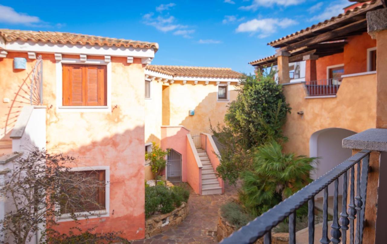 Residenze Il Girasole Aparthotel Golfo Aranci Buitenkant foto