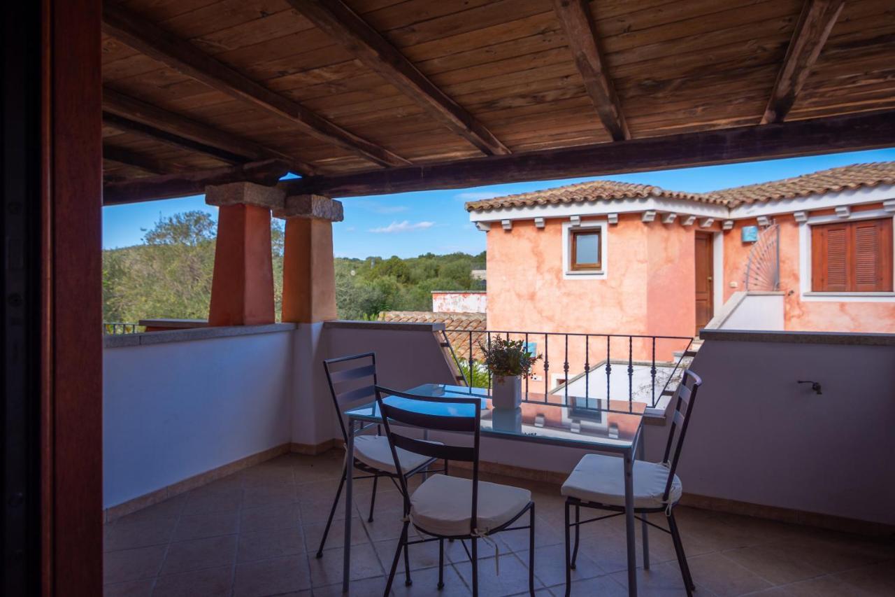 Residenze Il Girasole Aparthotel Golfo Aranci Buitenkant foto