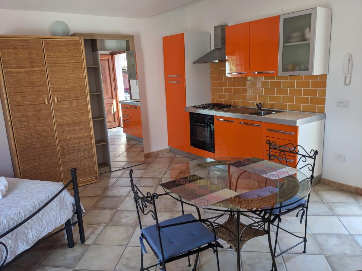 Residenze Il Girasole Aparthotel Golfo Aranci Buitenkant foto