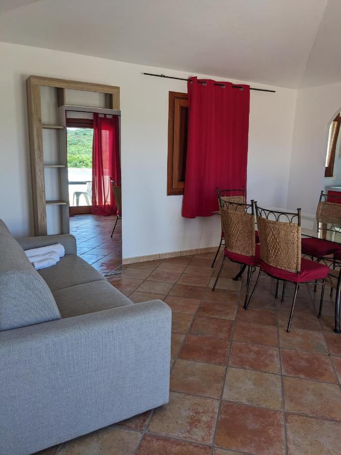 Residenze Il Girasole Aparthotel Golfo Aranci Buitenkant foto