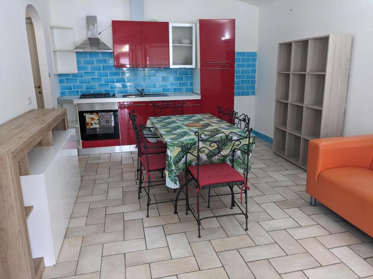 Residenze Il Girasole Aparthotel Golfo Aranci Buitenkant foto