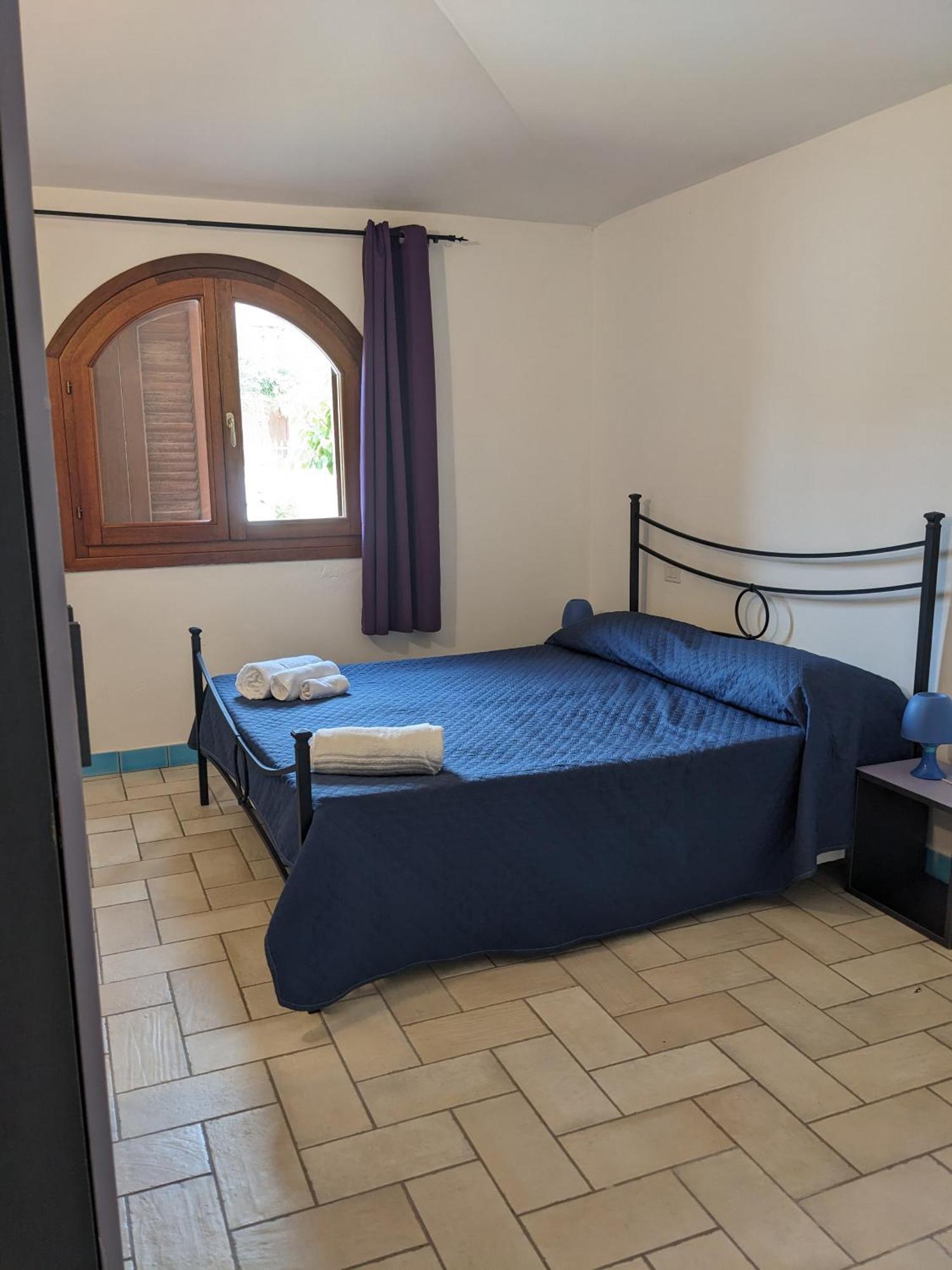 Residenze Il Girasole Aparthotel Golfo Aranci Buitenkant foto
