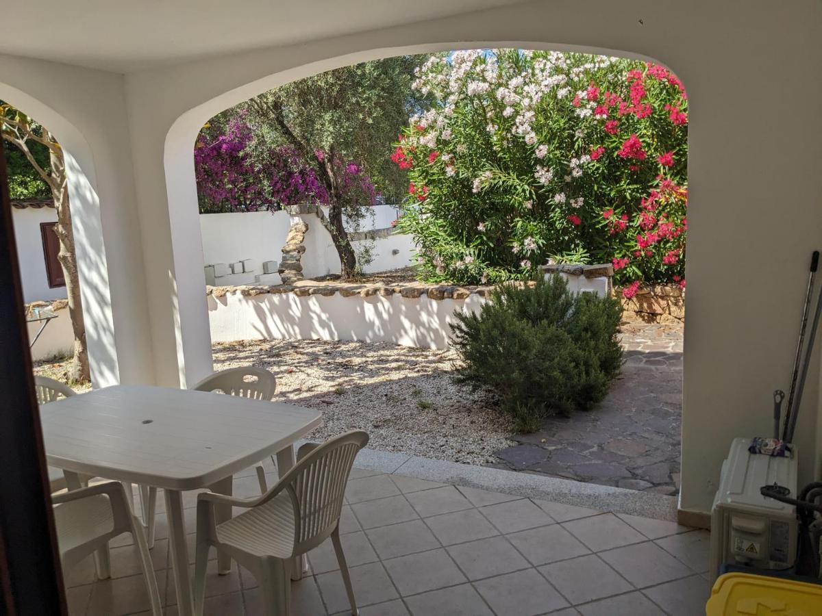 Residenze Il Girasole Aparthotel Golfo Aranci Buitenkant foto