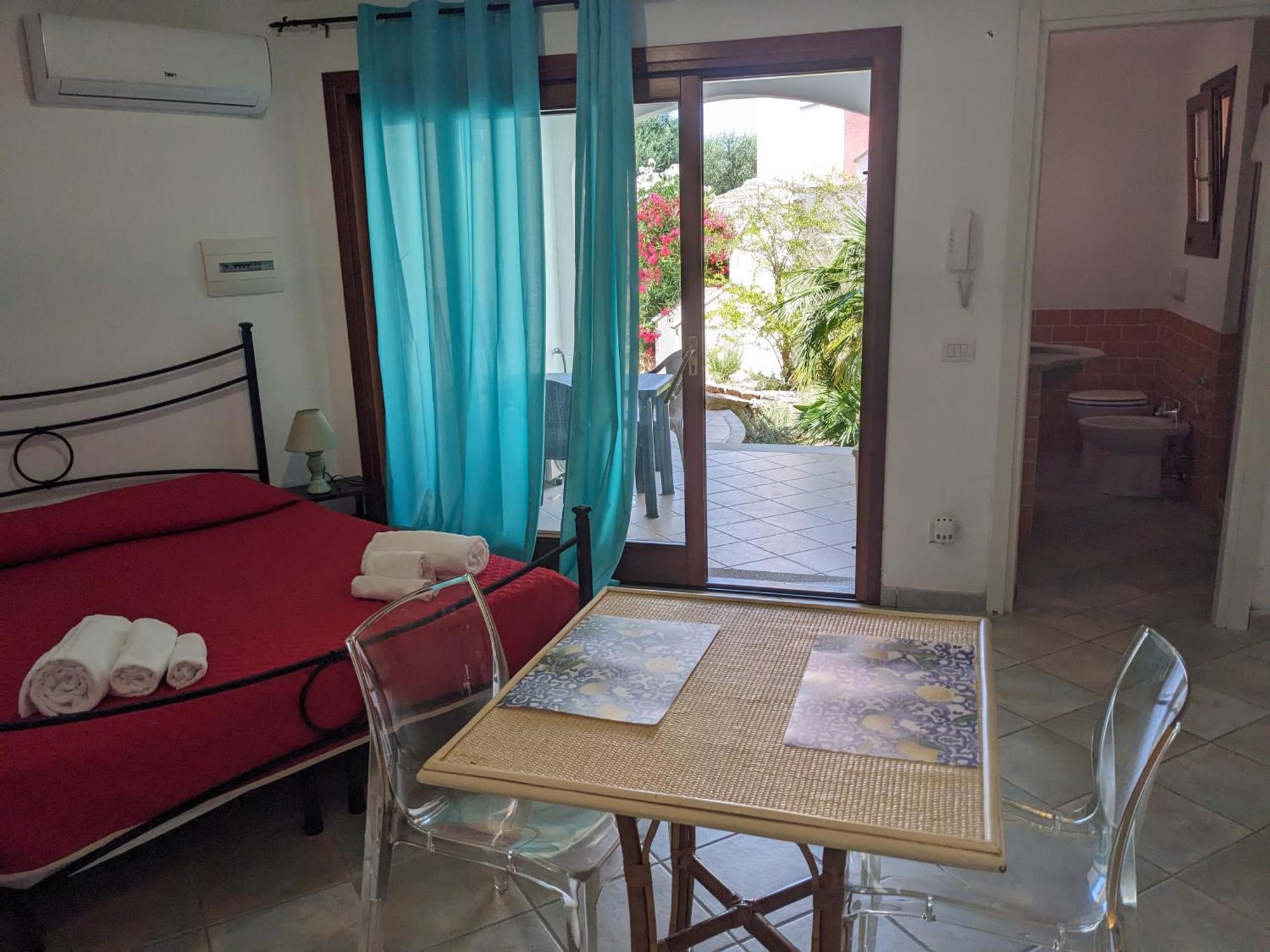 Residenze Il Girasole Aparthotel Golfo Aranci Buitenkant foto