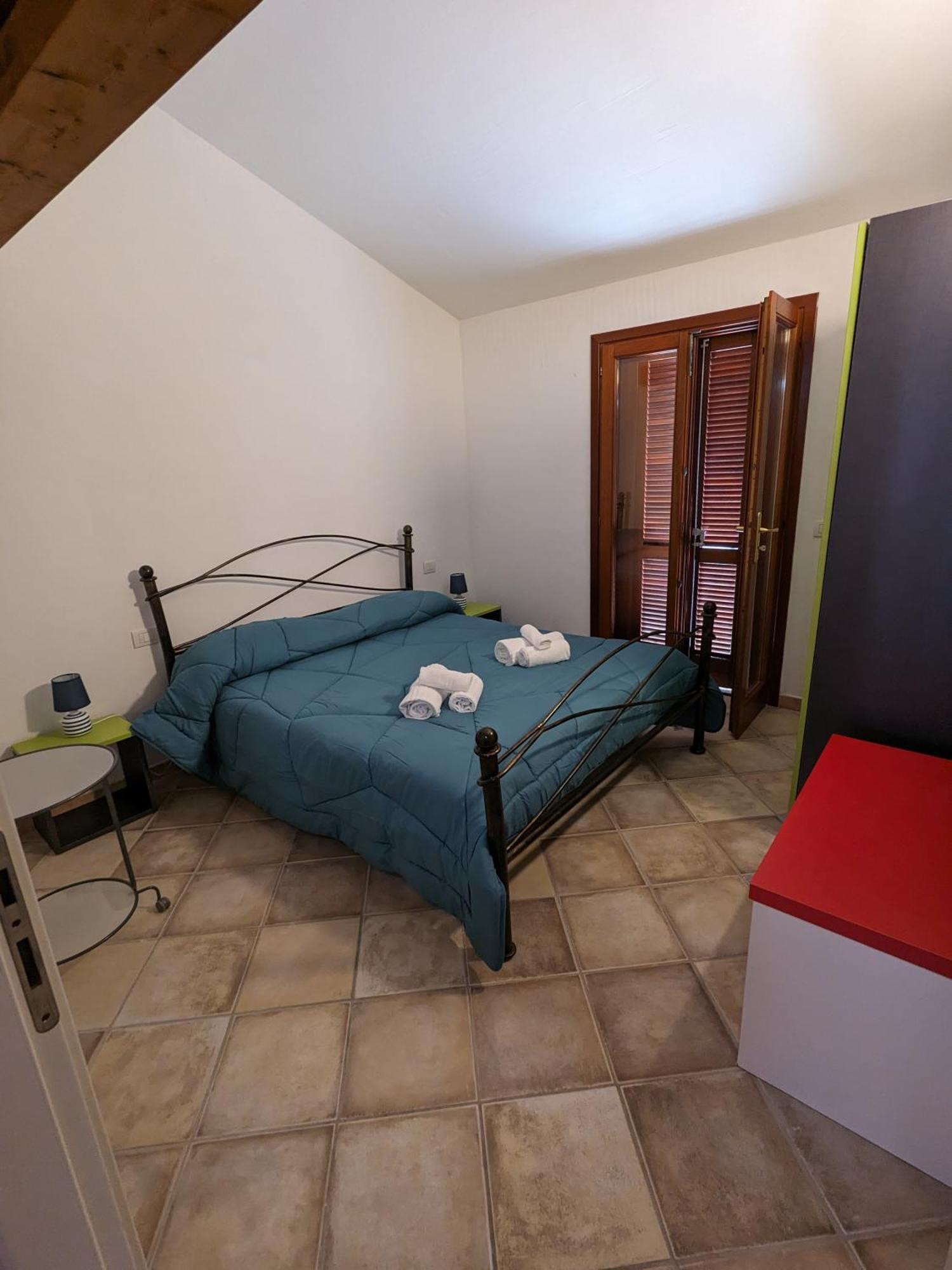 Residenze Il Girasole Aparthotel Golfo Aranci Buitenkant foto