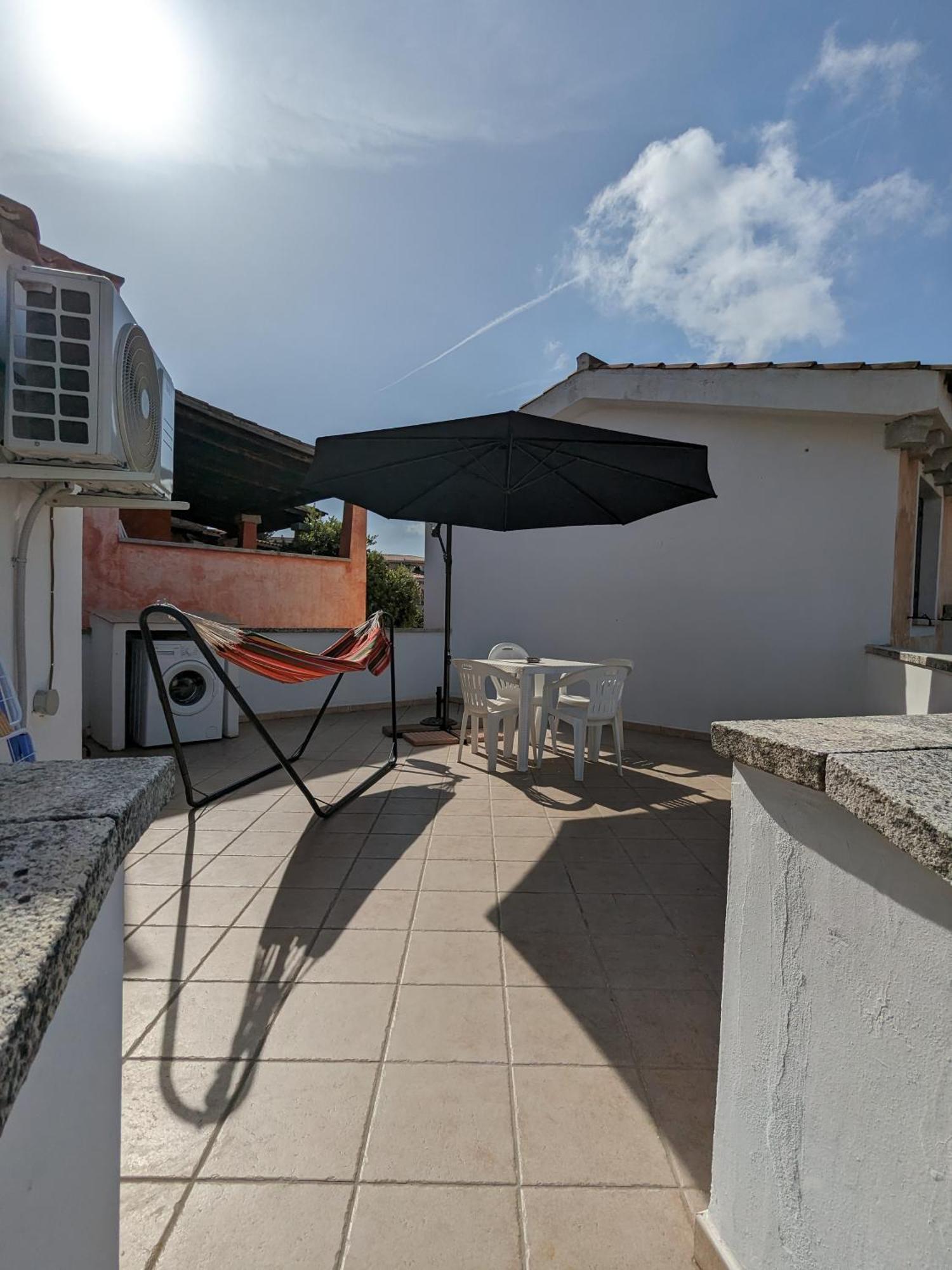 Residenze Il Girasole Aparthotel Golfo Aranci Buitenkant foto